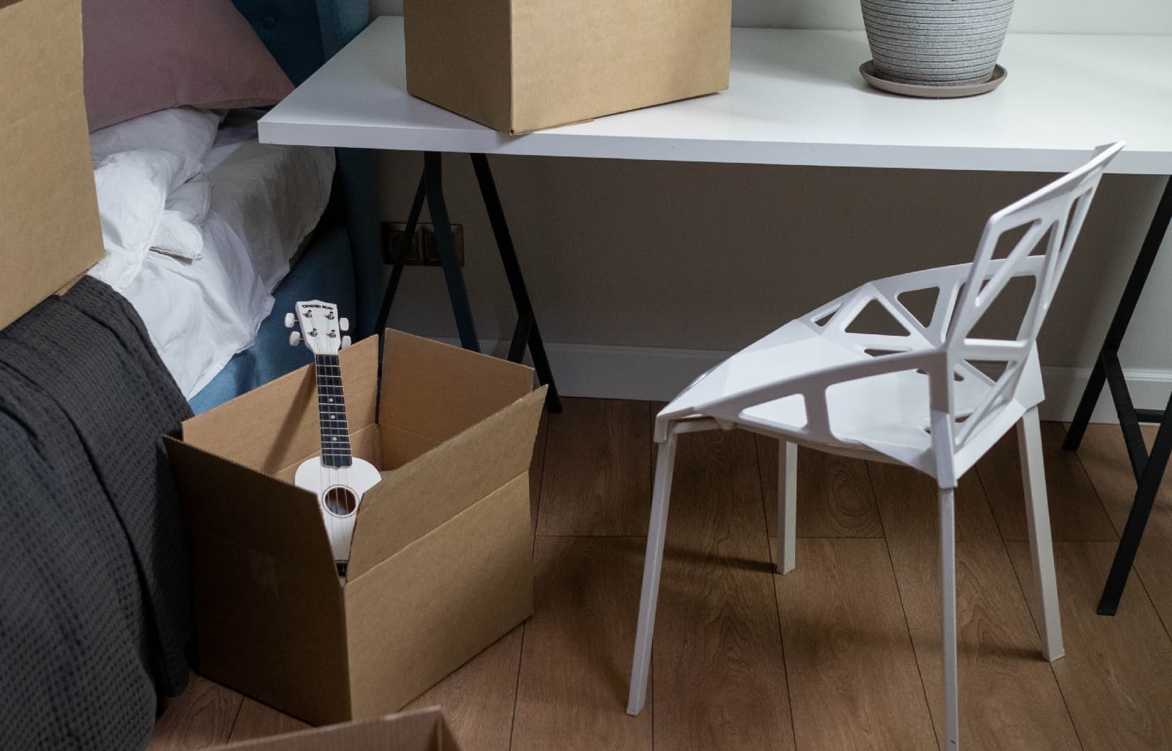 Cómo hacer una mudanza por habitaciones: un sistema para embalar y desembalar sin caos